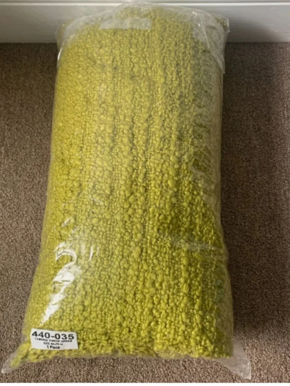 Crate & Barrel Cambria throw green 40x70 Inch #440-035 New